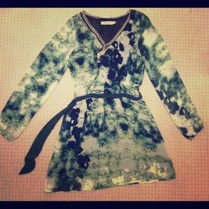 Silky & flowy watercolor print dress